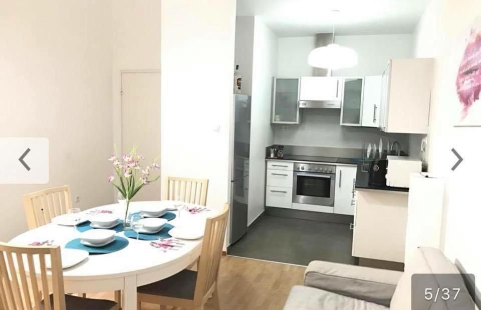 Astoria Metro Apartment Budapest Extérieur photo